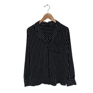 Who‎ What Wear Blouse Women's Size Large Black White Striped Button Up Collared